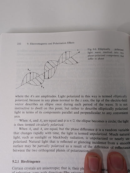 Optics and Lasers Including Fibers and Optical Waveguides - Matt Young - Fourth Revised Edition (Hardcover)