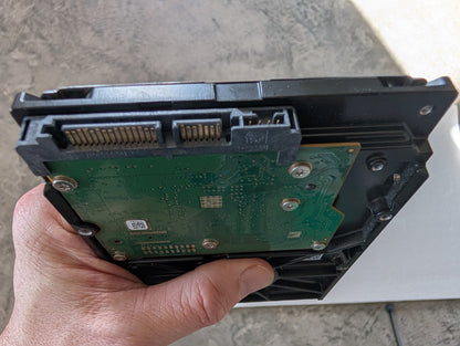 500GB Seagate, ST500DM002-1BD142, (37281 Powered On Hours)