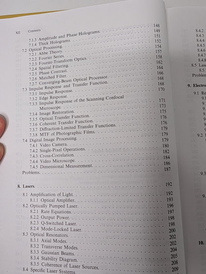 Optics and Lasers Including Fibers and Optical Waveguides - Matt Young - Fourth Revised Edition (Hardcover)